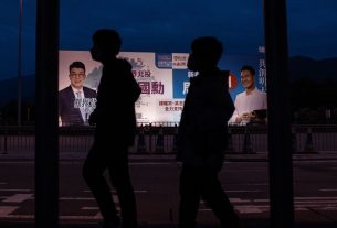 Hong Kong Voters Extensively Shun Election for Beijing-Popular Candidates